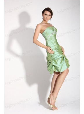 Apple Green Sweetheart Prom Dress with Beading and Ruching