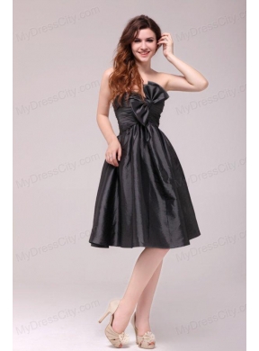 Black Sweetheart Ruching Taffeta Knee-length Prom Dress