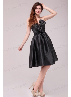 Black Sweetheart Ruching Taffeta Knee-length Prom Dress