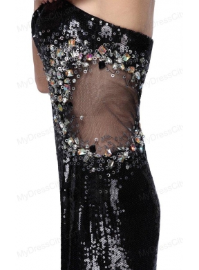 Mermaid Black Strapless Sequins Brush Train Prom Dress