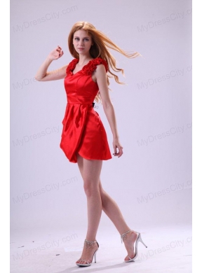 Red Column V-neck Flowers Short Prom Dress with Mini-length