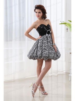 A-line Sweetheart Sleeveless Mini-length Prom Dress with Hand Made Flower