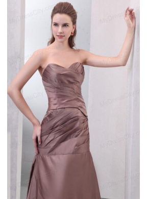 Sweetheart A-line Ruche Decorate Chocolate Prom Dress with Train