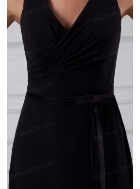 Column V-neck Black Floor-length Ruching Chiffon Zipper Up Prom Dress