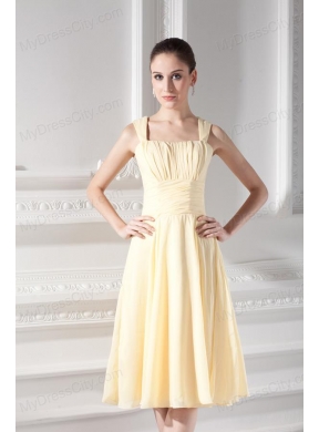Empire Light Yellow Knee-length Short Prom Dress with Ruching