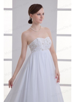 Empire Sweetheart Appliques Court Train Chiffon Wedding Dress