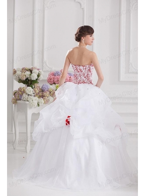 2014 Ball Gown Sweetheart Appliques and Pick ups Quinceanera Dress in White