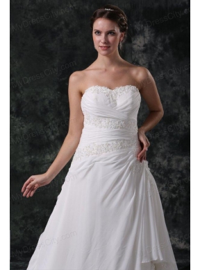 Sweetheart ball gown Court Train   Wedding Dress in White with Appliques