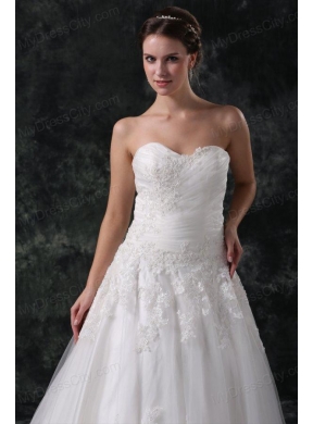 A-Line Sweetheart Court Train Appliques Lace Up Tulle Wedding Dress