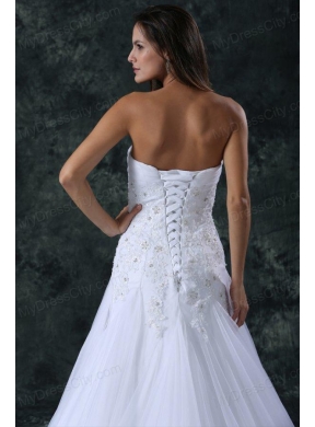 A-Line Sweetheart Court Train Lace and Appliques Organza Wedding Dress