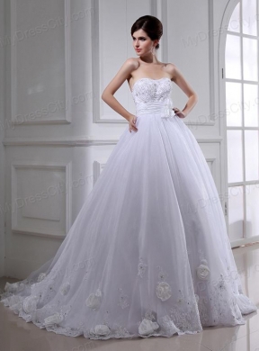 Ball Gown Strapless Appliques and Sequins Wedding Dress in White