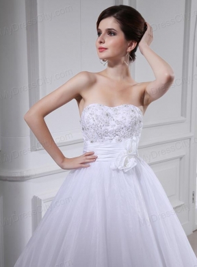 Ball Gown Strapless Appliques and Sequins Wedding Dress in White