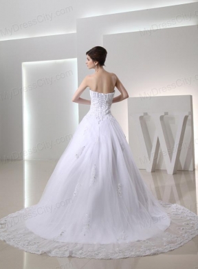 Beautiful Puffy Appliques Ruching Wedding Dress with Chapel Train