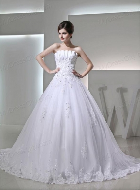 Beautiful Puffy Appliques Ruching Wedding Dress with Chapel Train