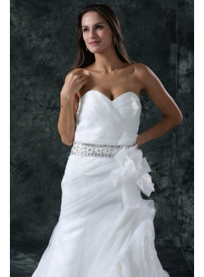 Column Sweetheart Beading Organza Wedding Dress with Court Train