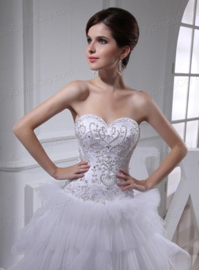 Elegant Princess Ruffled Layers and Appliques Wedding Dress with Sweetheart