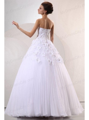 Sweetheart Ball Gown Hand Made Flowers and Pleats Wedding Dress