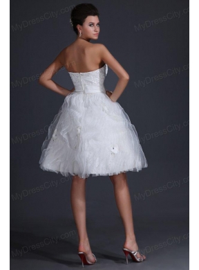 Sweetheart Short Mini-length Wedding Dress with Appliques and Ruffles