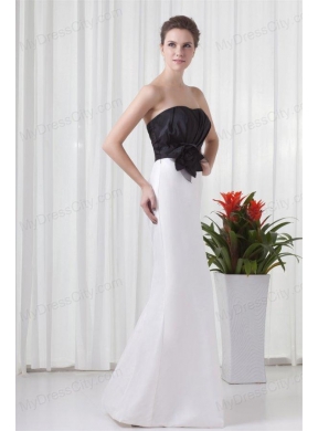 White and Black Column Sweetheart Wedding Dress with Flower