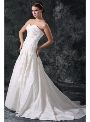 A-Line Sweetheart Taffeta Appliques Court Train Lace Up Wedding Dress