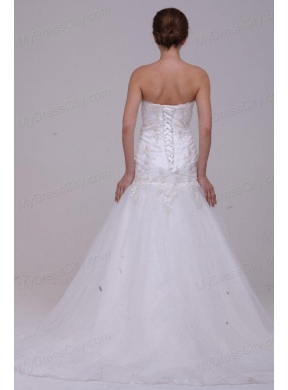 A-Line Sweetheart Tulle Appliques Tulle Wedding  Dress with Court Train