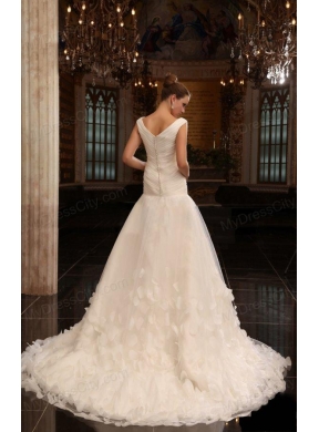 A-Line V-Neck Court Train Ruching Zipper Up Tulle Wedding Dress