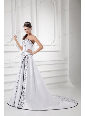 Elegant A-line Sweetheart Chapel Train Wedding Dress with Embroidery