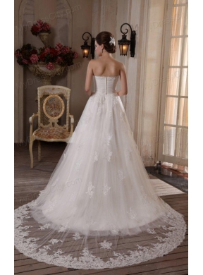 Romantic A-Line Strapless Appliques Chapel Train Tulle Wedding Dress