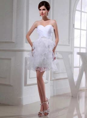 2014Beautiful A-line Sweetheart Organza Ruching Ruffles White Short Wedding Dress