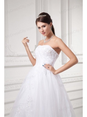 A-line Strapless Appliques Pick-ups Organza Chapel Train Wedding Dress