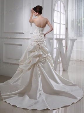 Puffy Strapless Appliques and Pick-ups Wedding Dress with Court Train