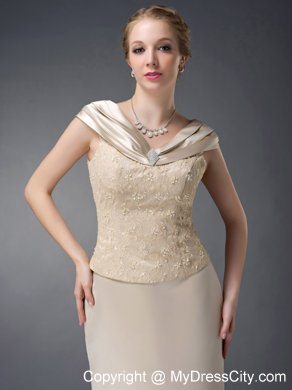 Column V-neck Champagne Long Mother of the Bride Dress Lace Beading