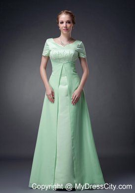 A-line V-neck Apple Green Short Sleeves Mother of Groom Dress Beading