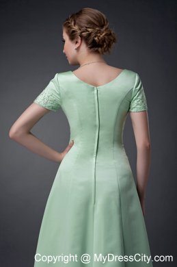 A-line V-neck Apple Green Short Sleeves Mother of Groom Dress Beading