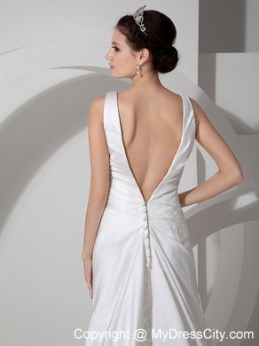 Clasp Handle V-neck Court Train Ruche and Appliques Bridal Dresses