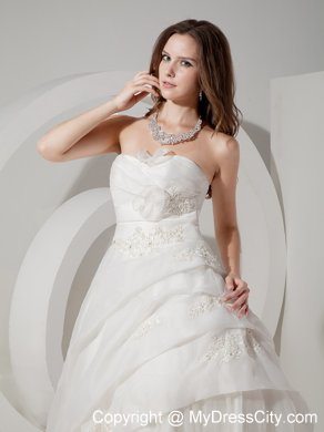 Tiers Sweetheart Court Train Beaded Appliques Wedding Gowns