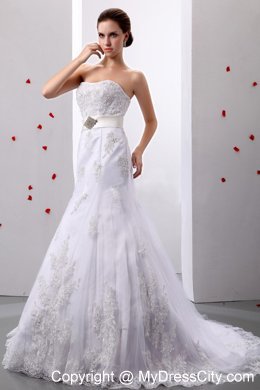 Sweetheart Appliques Court Train Beaded Belt Lace Wedding Gown