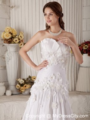 Strapless Ruched Sweetheart Court Train Appliques Wedding Dress