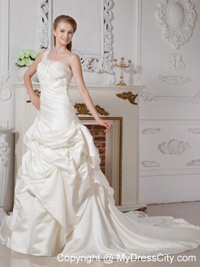 Appliques Single Shoulder Court Train Wedding Dress With Pick-ups