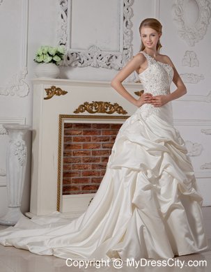 Appliques Single Shoulder Court Train Wedding Dress With Pick-ups