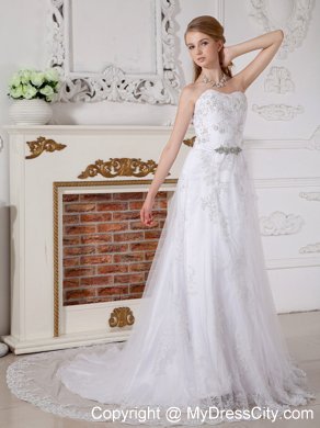 Strapless Sweetheart Court Train Lace Beading Wedding Dress