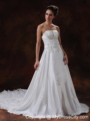 Strapless Beading and Appliques Wedding Dress with Chapel Train