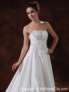 Strapless Beading and Appliques Wedding Dress with Chapel Train