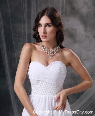 White Empire Sweetheart Court Train Chiffon Ruching Bridal Gown with Beading