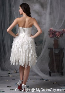 Knee-length Sweetheart Lace Beading Short Wedding Dress with Ruffles