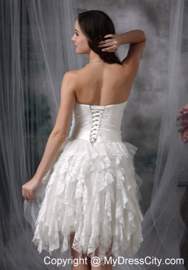 Knee-length Sweetheart Lace Beading Short Wedding Dress with Ruffles