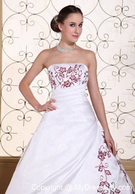 Red Embroidery On Satin Puffy Court Train Bridal Dresses