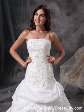 Beading Pick-ups Lace Flowers Wedding Gowns with Court Train