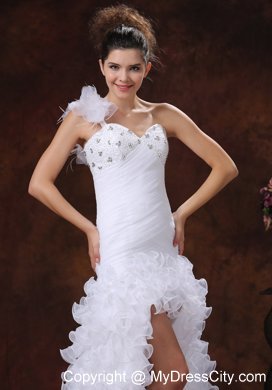 Ruched High-low Ruffled Beading Wedding Dress With Court Train