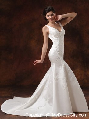 Gorgeous V-neck Embroidery Court Train Trumpet Wedding Dress